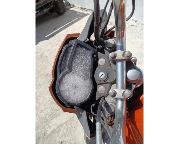 Foto de YAMAHA YS 150