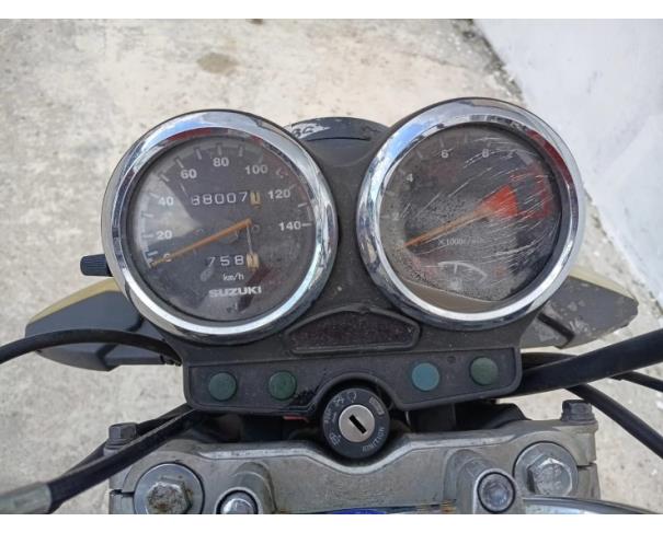 Foto de SUZUKI YES 125