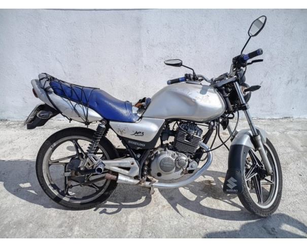 Foto de SUZUKI YES 125 ES