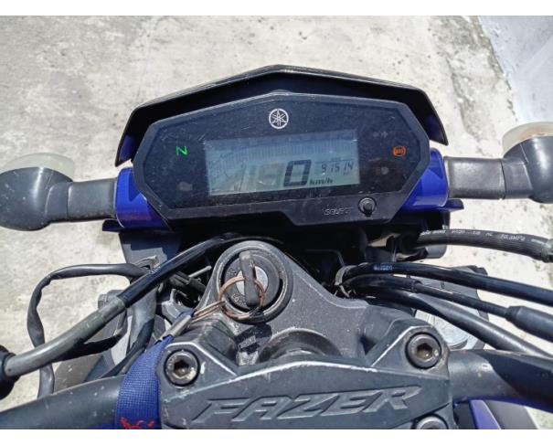 Foto de YAMAHA FAZER 250