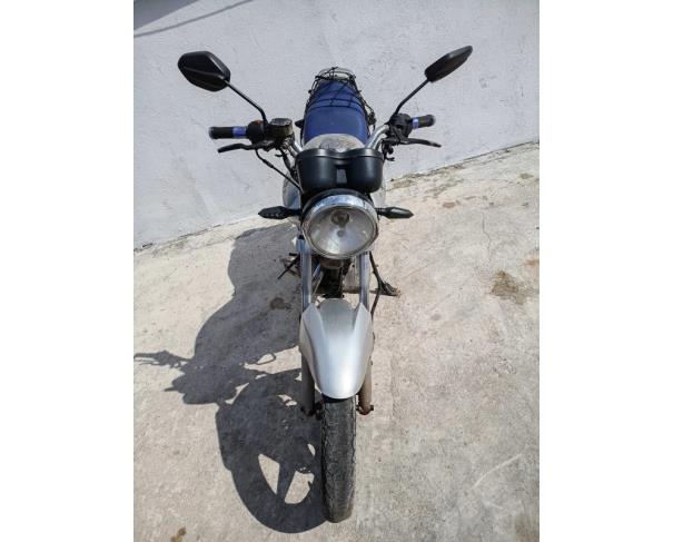 Foto de SUZUKI YES 125 ES