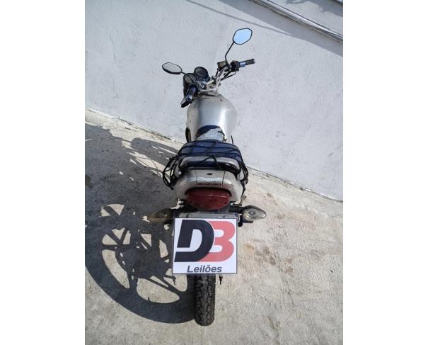 Foto de SUZUKI YES 125 ES